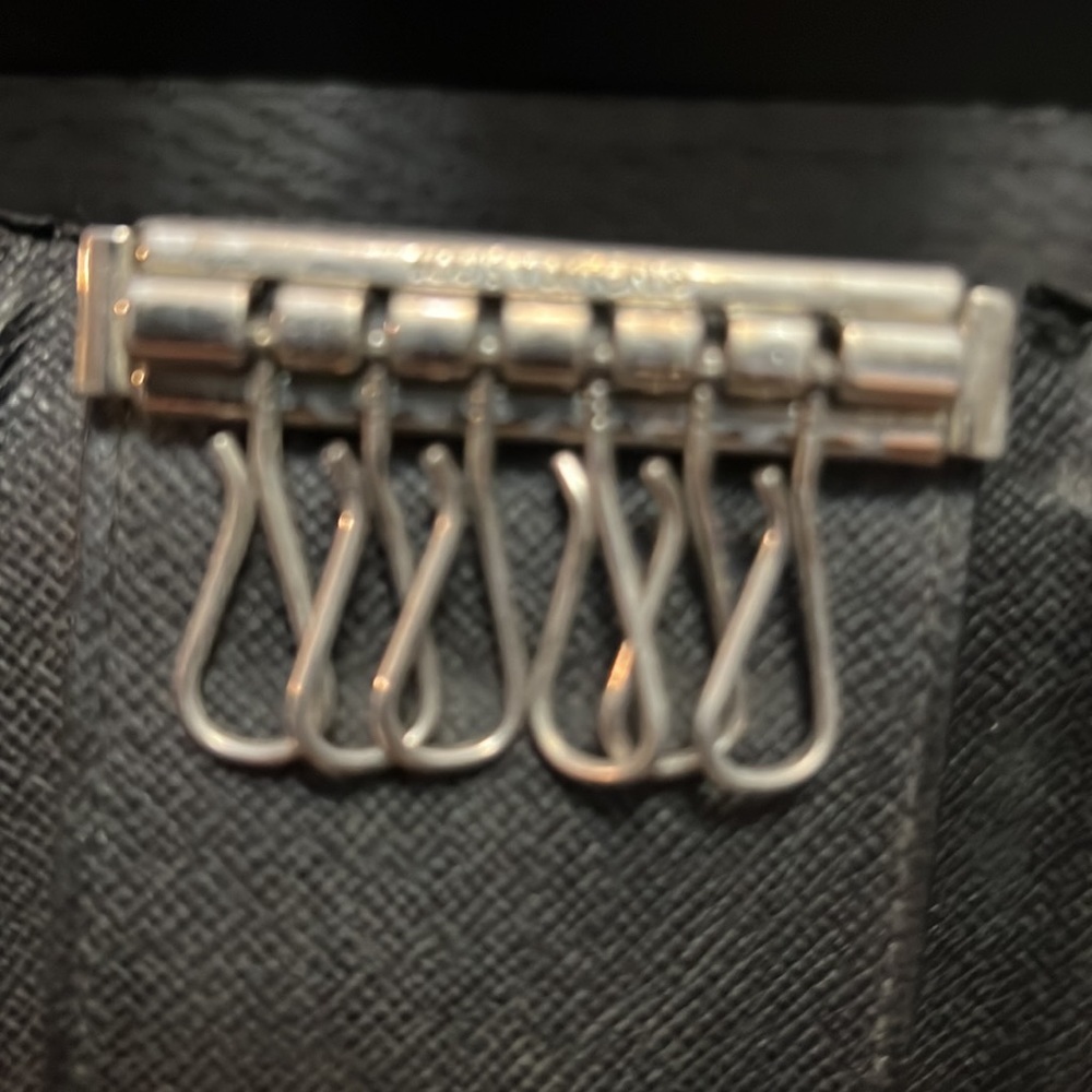 Vintage Louis Vuitton Key Holder - Picture 2 of 6